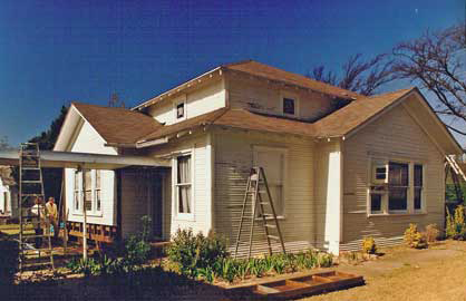 First UMC Hutchins